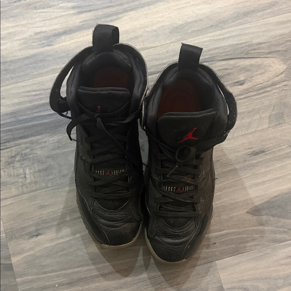 Jordan Jumpman Two Trey in Black & Red Men's Sneakers size 8.5